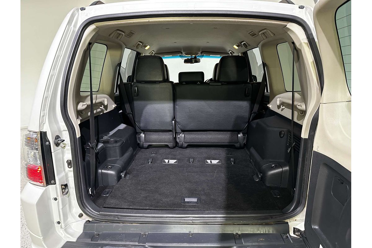 2018 Mitsubishi Pajero GLS NX