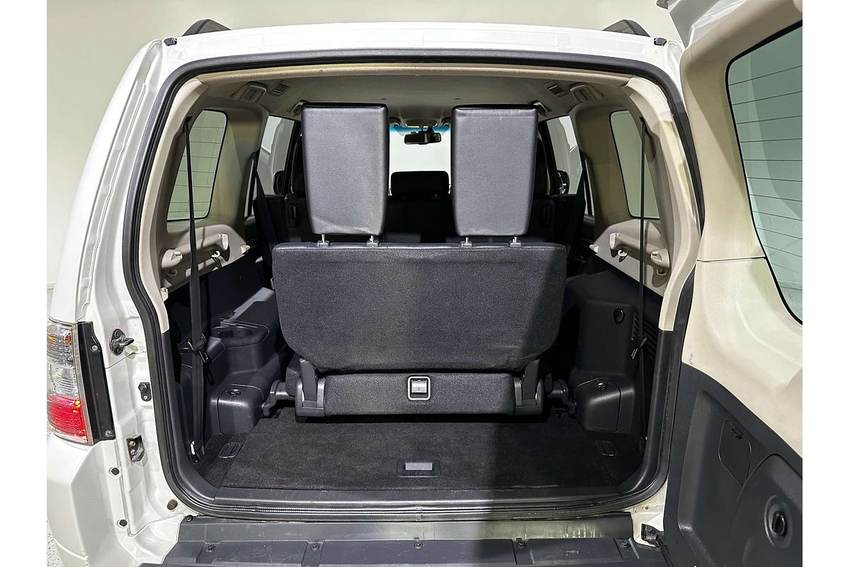 2018 Mitsubishi Pajero GLS NX