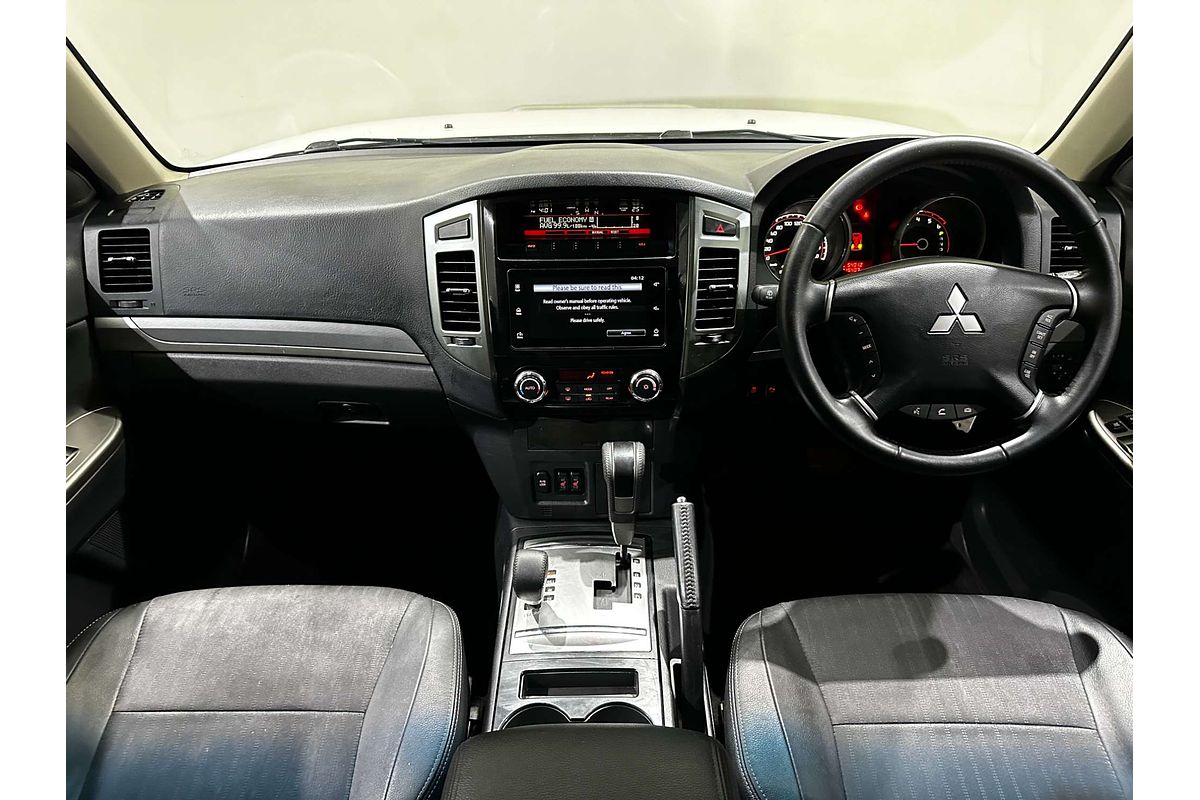 2018 Mitsubishi Pajero GLS NX