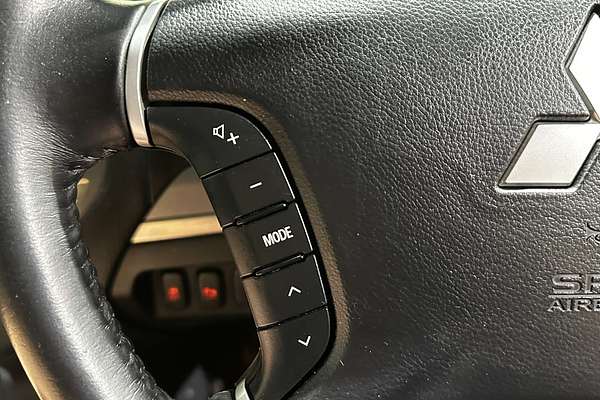 2018 Mitsubishi Pajero GLS NX