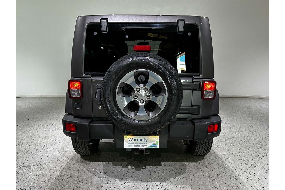 2017 Jeep Wrangler Unlimited Overland JK