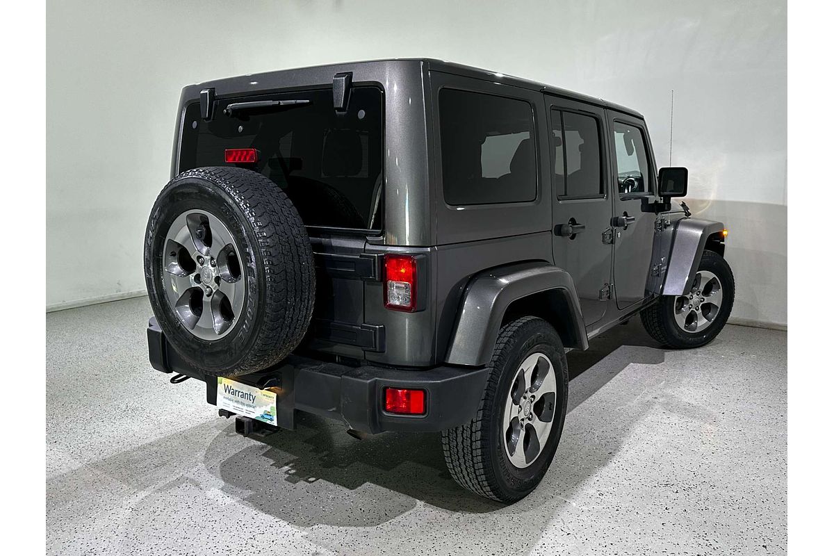2017 Jeep Wrangler Unlimited Overland JK