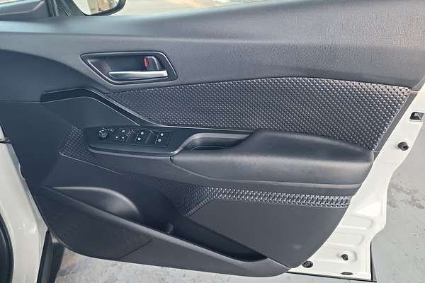 2019 Toyota C-HR NGX50R