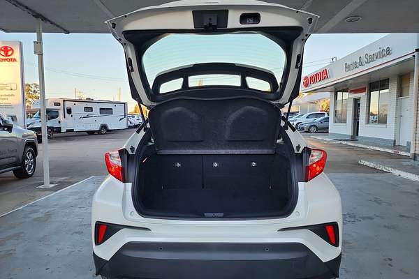 2019 Toyota C-HR NGX50R