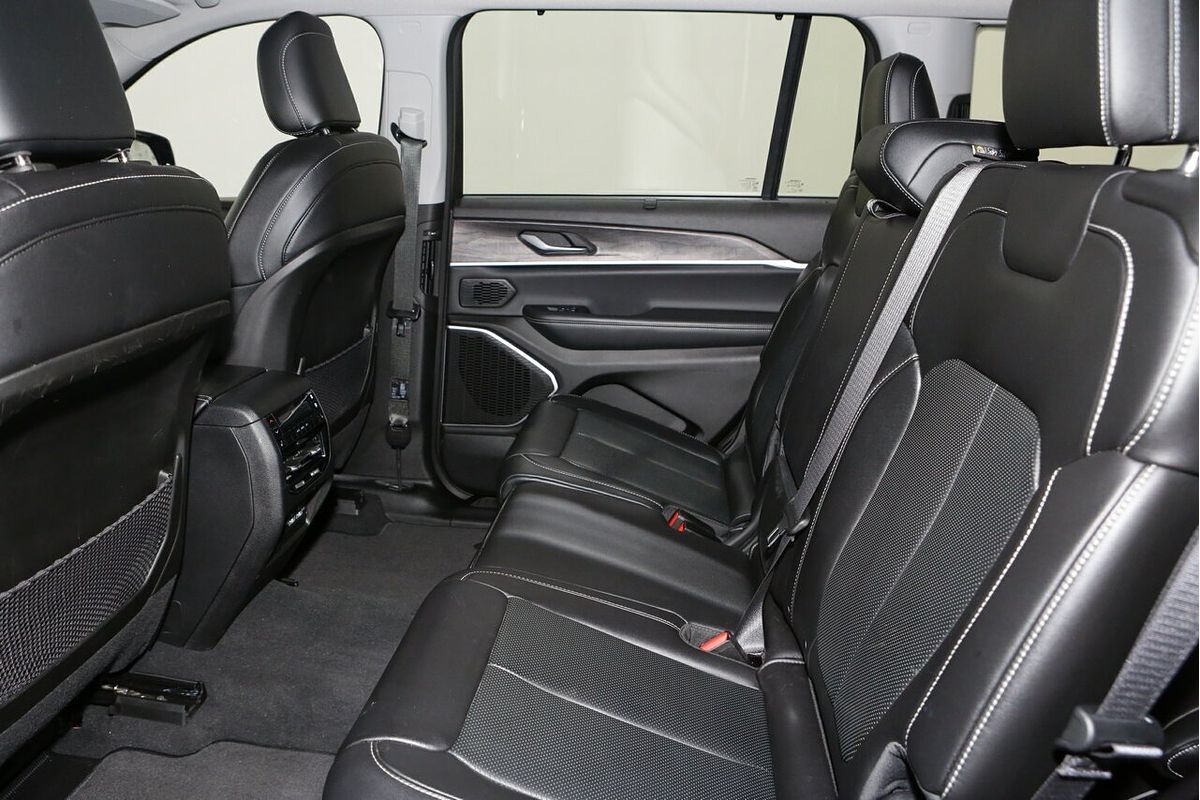 2023 Jeep Grand Cherokee Limited WL