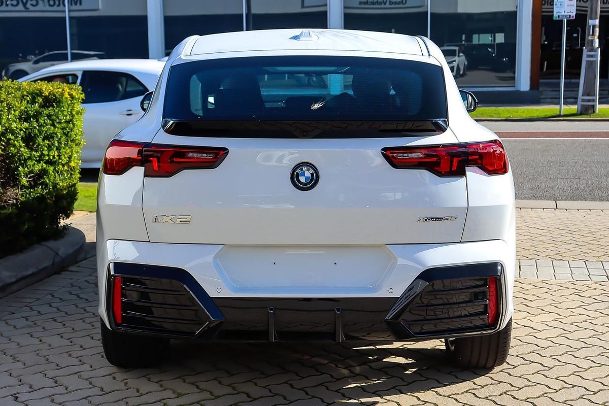 2024 BMW iX2 xDrive30 M Sport U10