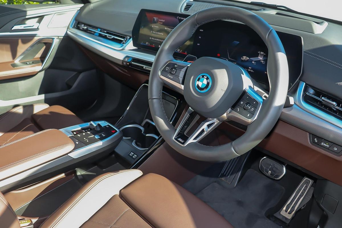 2024 BMW iX2 xDrive30 M Sport U10