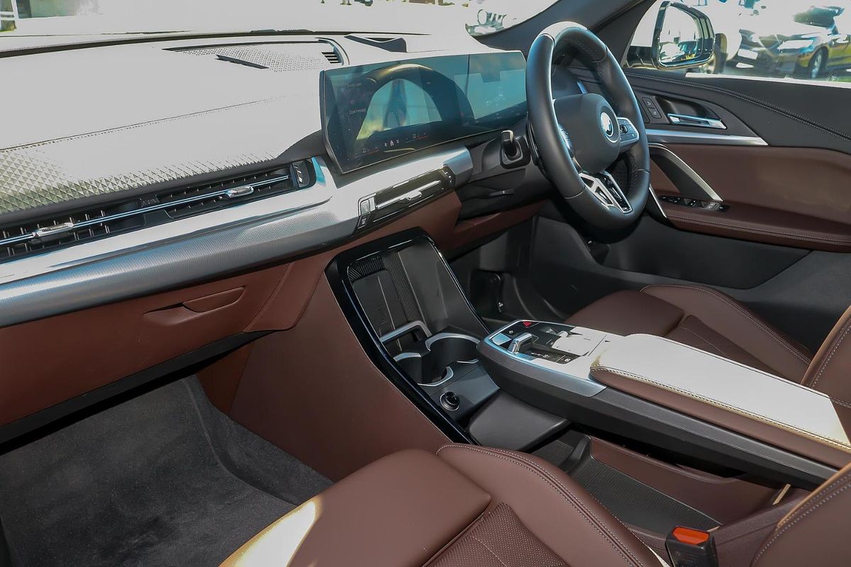 2024 BMW iX2 xDrive30 M Sport U10