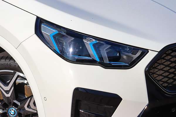 2024 BMW iX2 xDrive30 M Sport U10