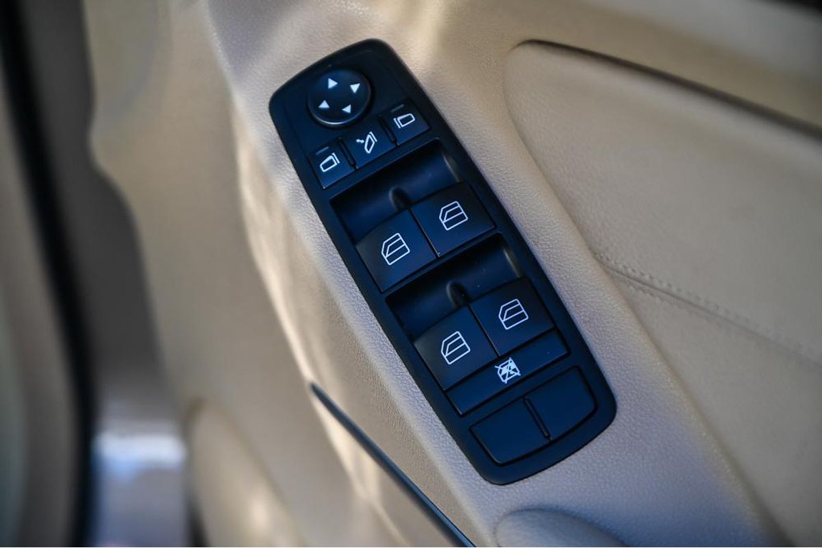 2009 Mercedes-Benz M-Class ML320 CDI W164
