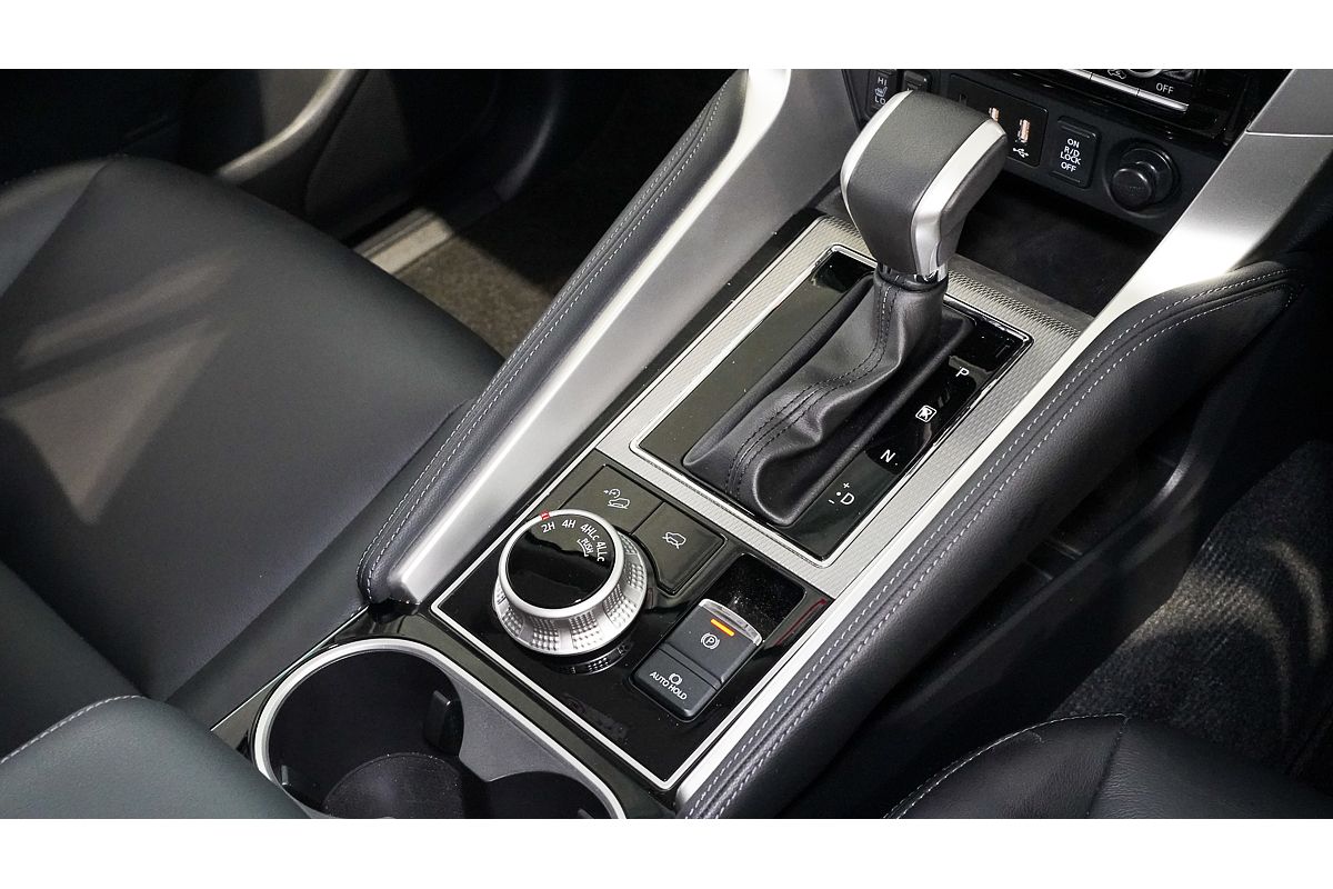 2023 Mitsubishi Pajero Sport Exceed QF
