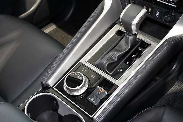 2023 Mitsubishi Pajero Sport Exceed QF