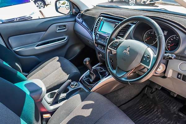 2015 Mitsubishi Triton GLS MQ 4X4