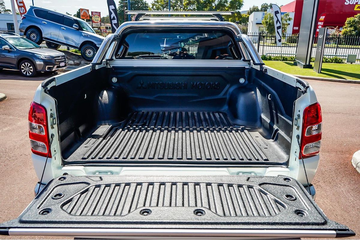 2015 Mitsubishi Triton GLS MQ 4X4