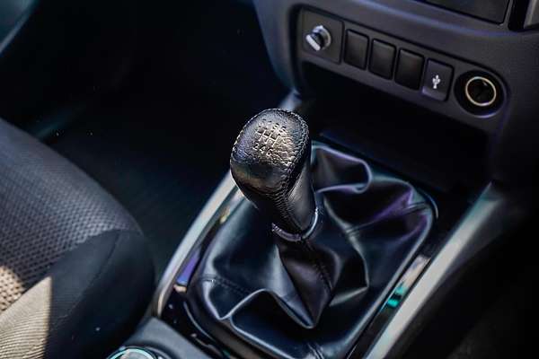 2015 Mitsubishi Triton GLS MQ 4X4