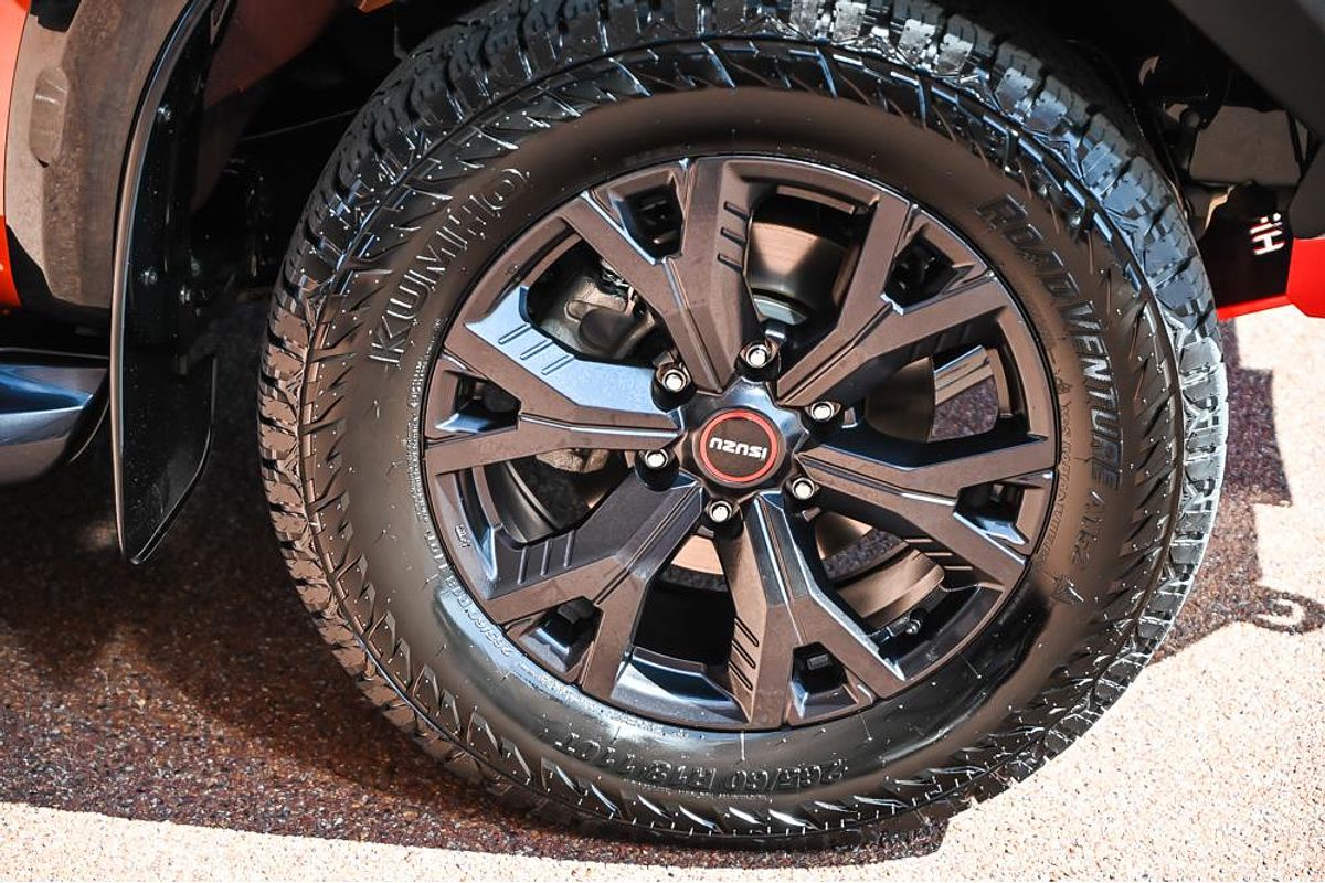 2023 Isuzu D-MAX X-TERRAIN 4X4