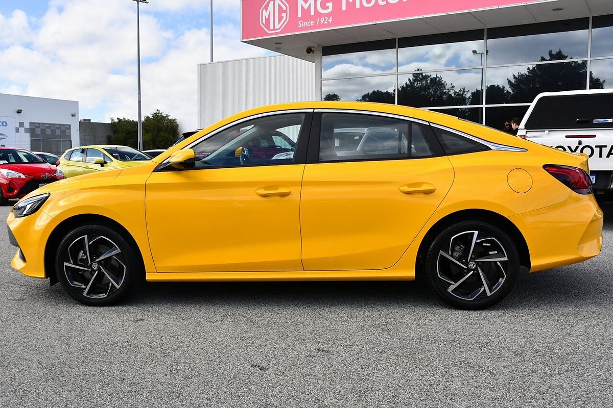 2024 MG MG5 Essence