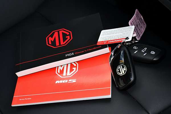 2024 MG MG5 Essence