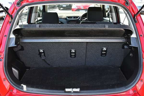 2016 Suzuki Swift GL Navigator FZ