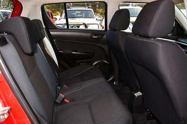 2016 Suzuki Swift GL Navigator FZ