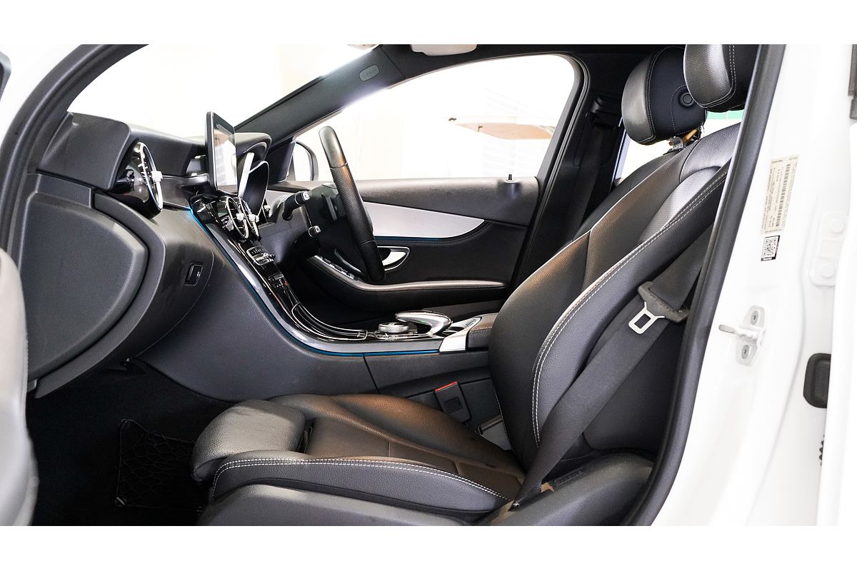 2015 Mercedes-Benz C-Class C200 W205