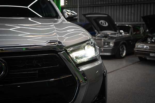 2020 Toyota Hilux SR5 GUN126R 4X4