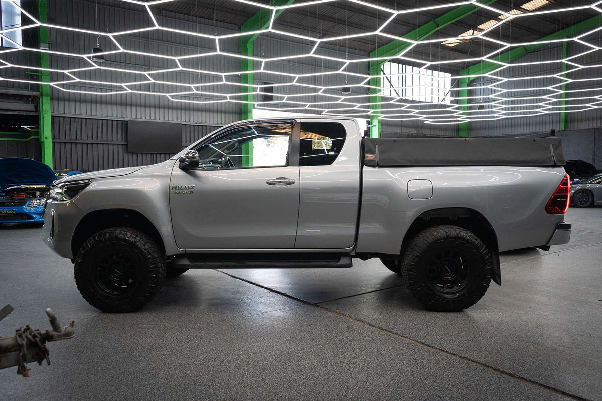 2020 Toyota Hilux SR5 GUN126R 4X4