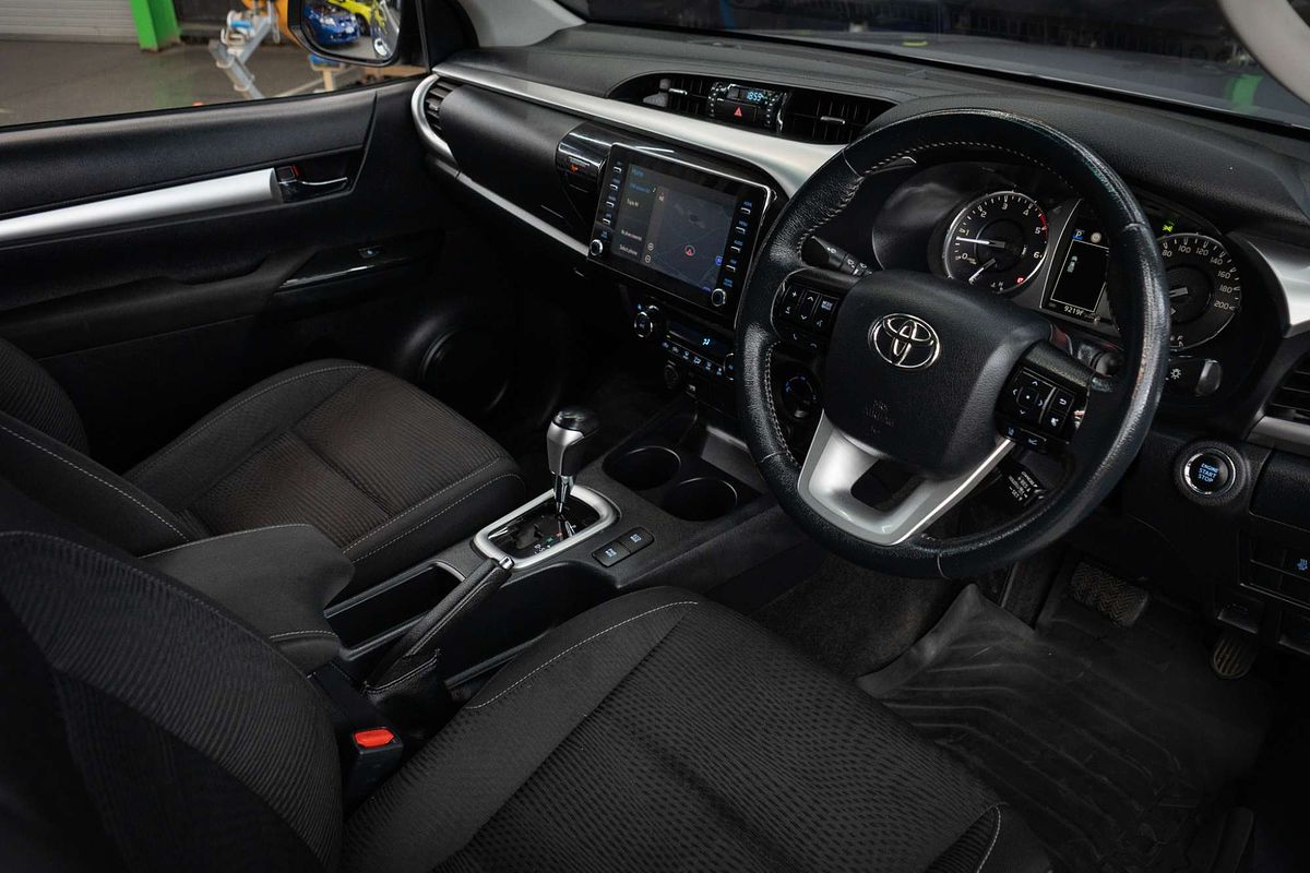 2020 Toyota Hilux SR5 GUN126R 4X4