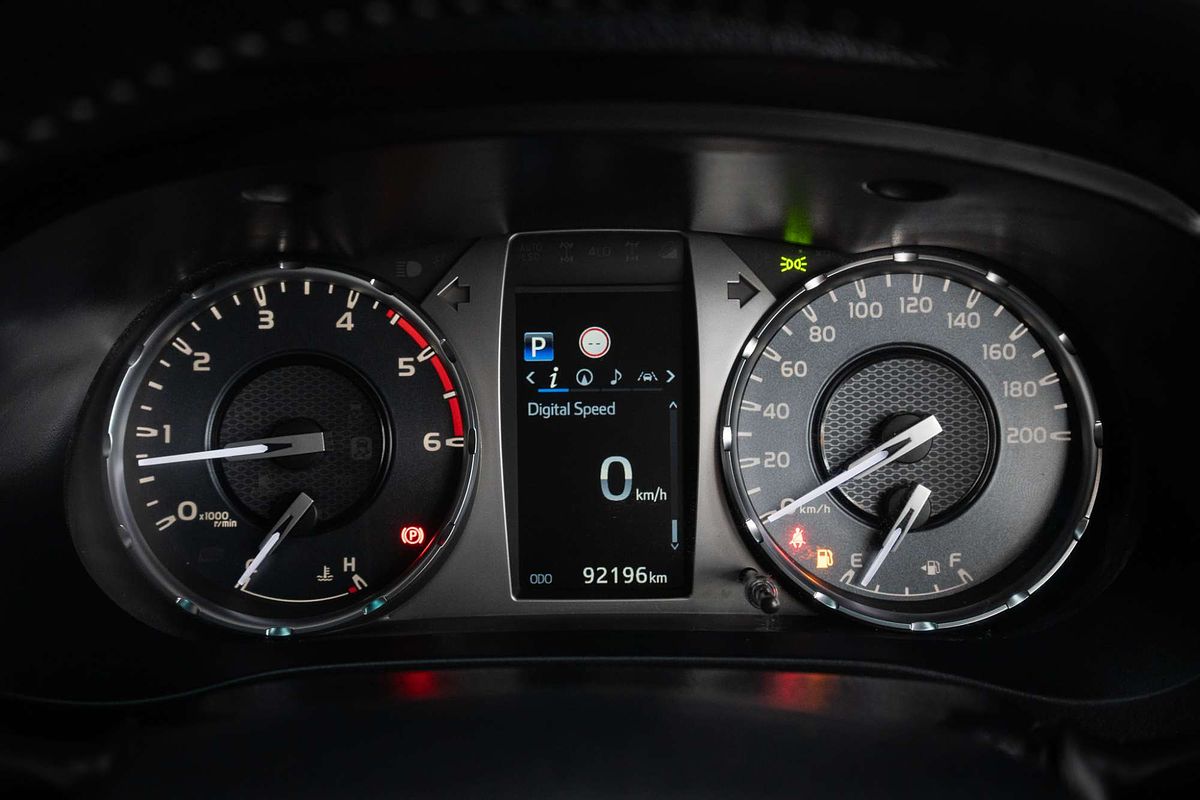 2020 Toyota Hilux SR5 GUN126R 4X4