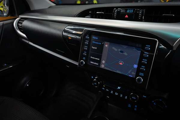 2020 Toyota Hilux SR5 GUN126R 4X4