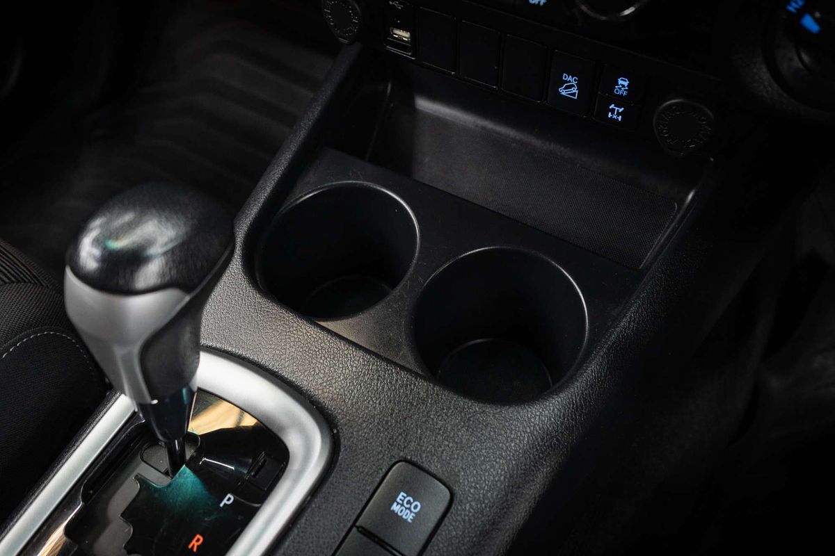 2020 Toyota Hilux SR5 GUN126R 4X4