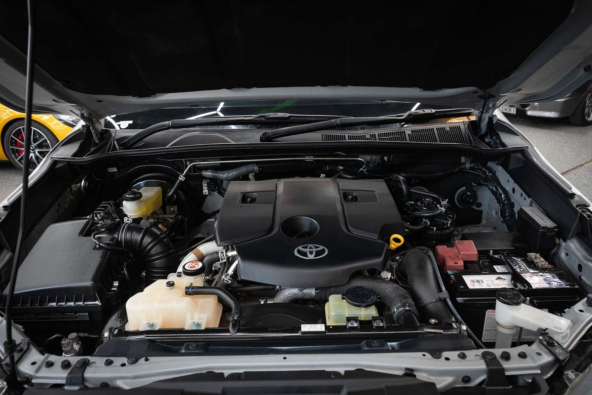 2020 Toyota Hilux SR5 GUN126R 4X4