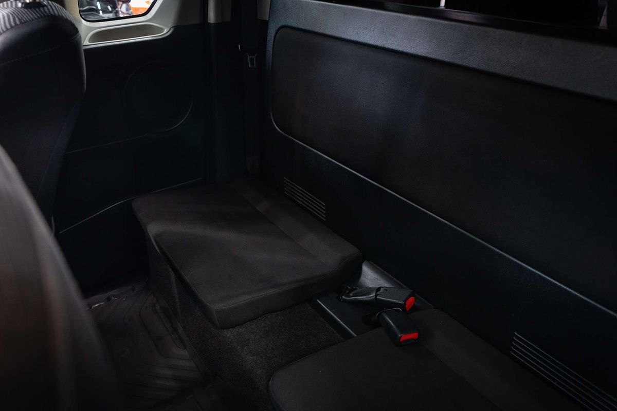 2020 Toyota Hilux SR5 GUN126R 4X4