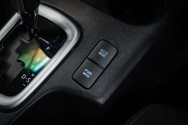 2020 Toyota Hilux SR5 GUN126R 4X4