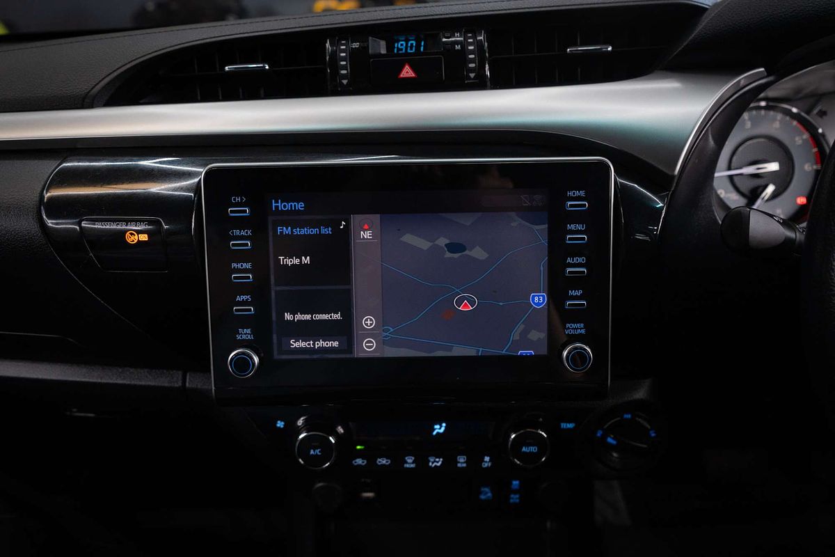 2020 Toyota Hilux SR5 GUN126R 4X4