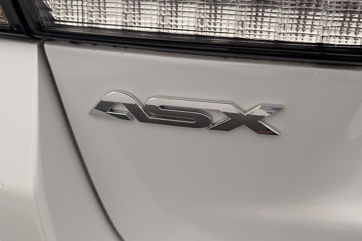 2025 Mitsubishi ASX GSR XD