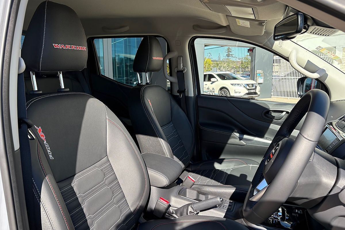 2024 Nissan Navara PRO-4X Warrior D23 4X4