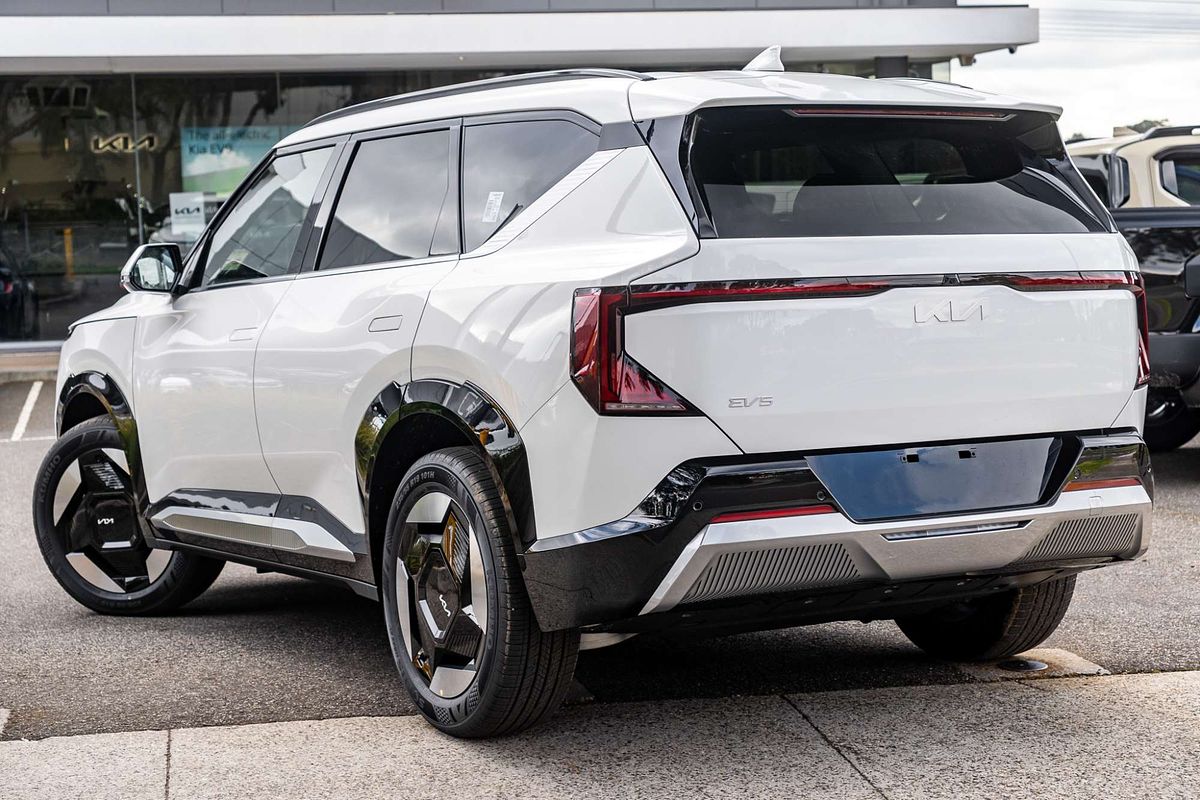 2025 Kia EV5 Earth OVc