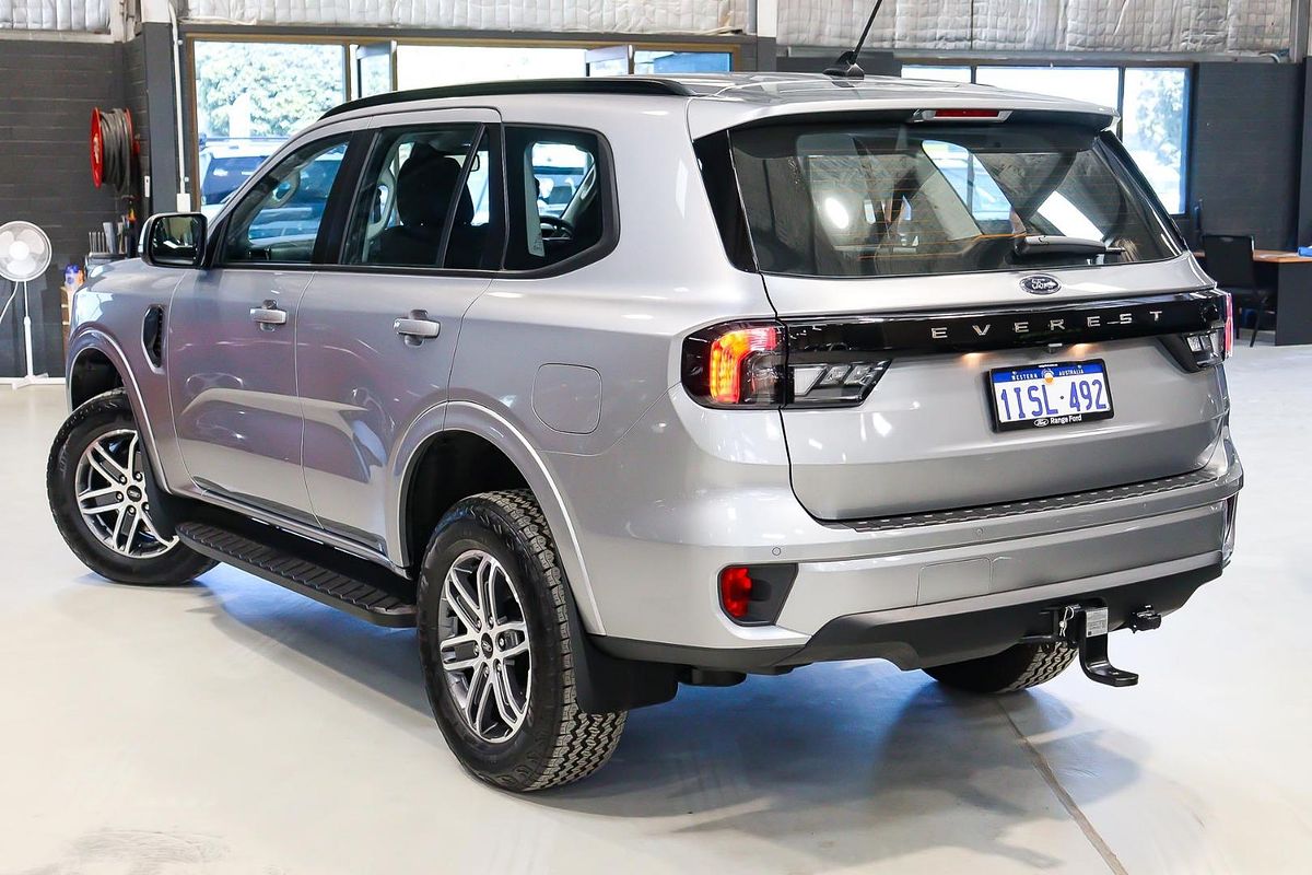 2024 Ford Everest Ambiente 2.0L