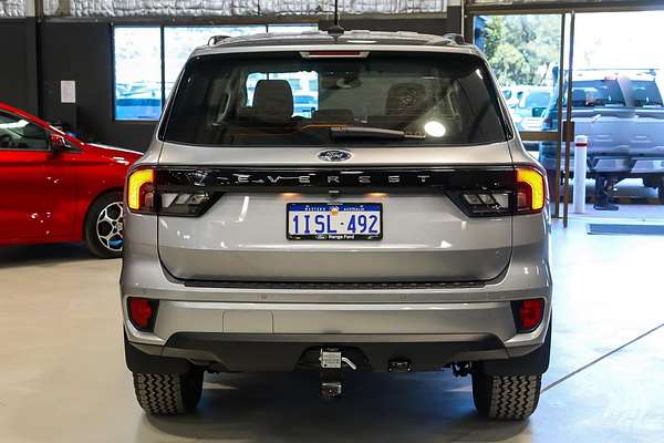 2024 Ford Everest Ambiente 2.0L