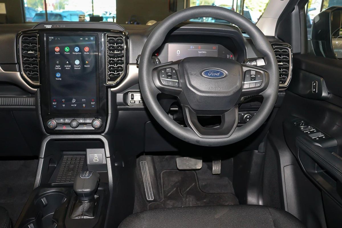 2024 Ford Everest Ambiente 2.0L