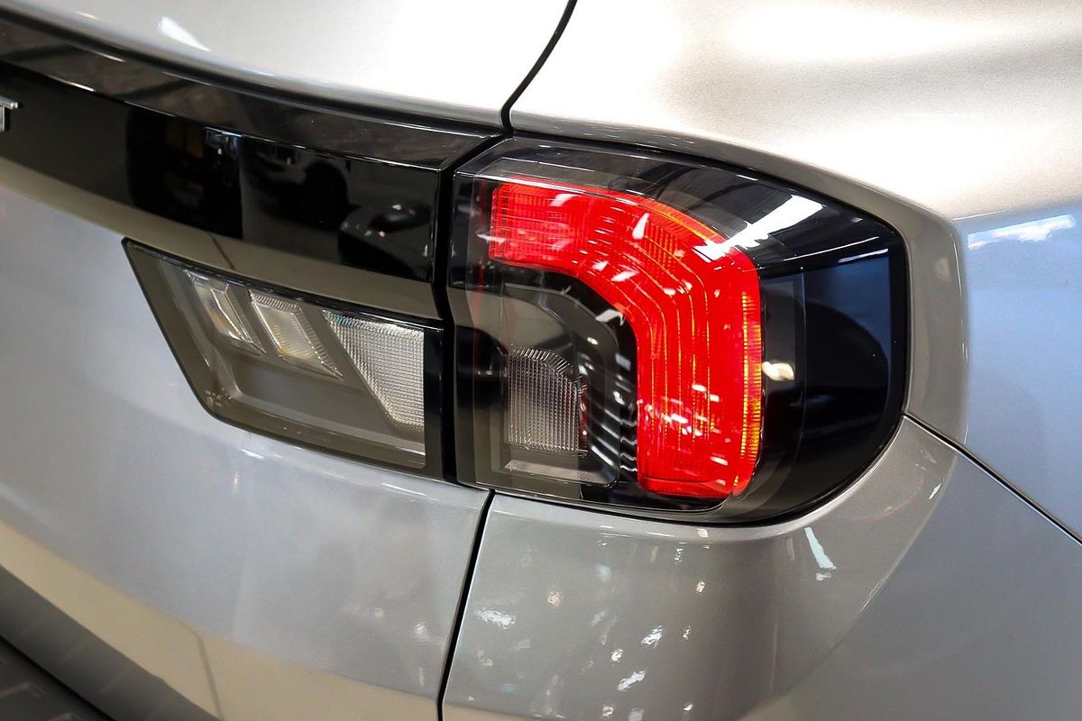 2024 Ford Everest Ambiente 2.0L