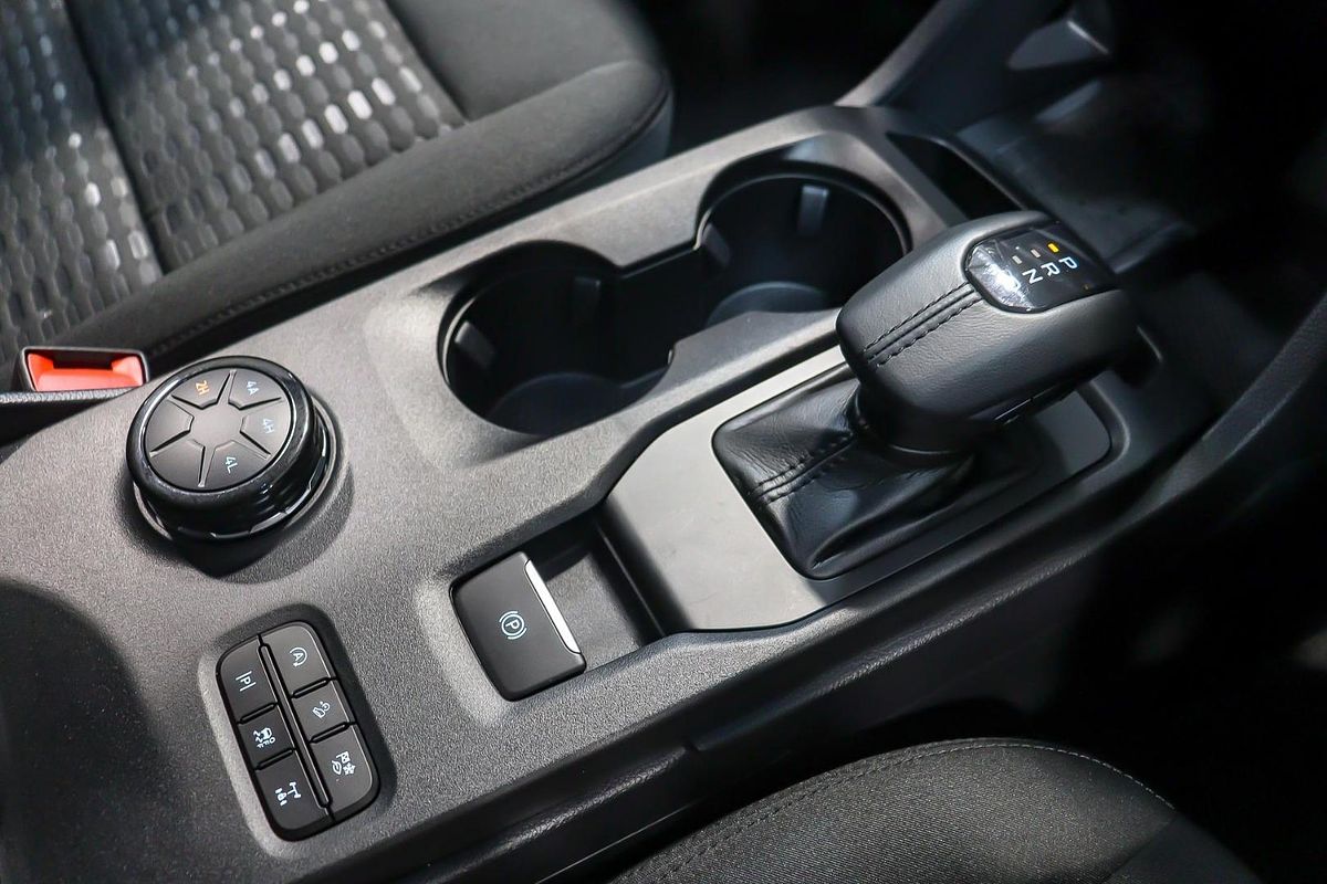 2024 Ford Everest Ambiente 2.0L