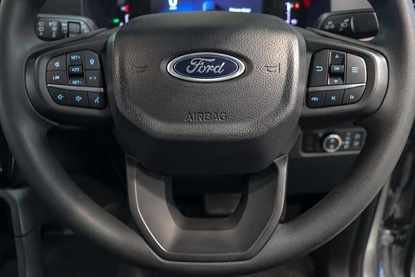 2024 Ford Everest Ambiente 2.0L