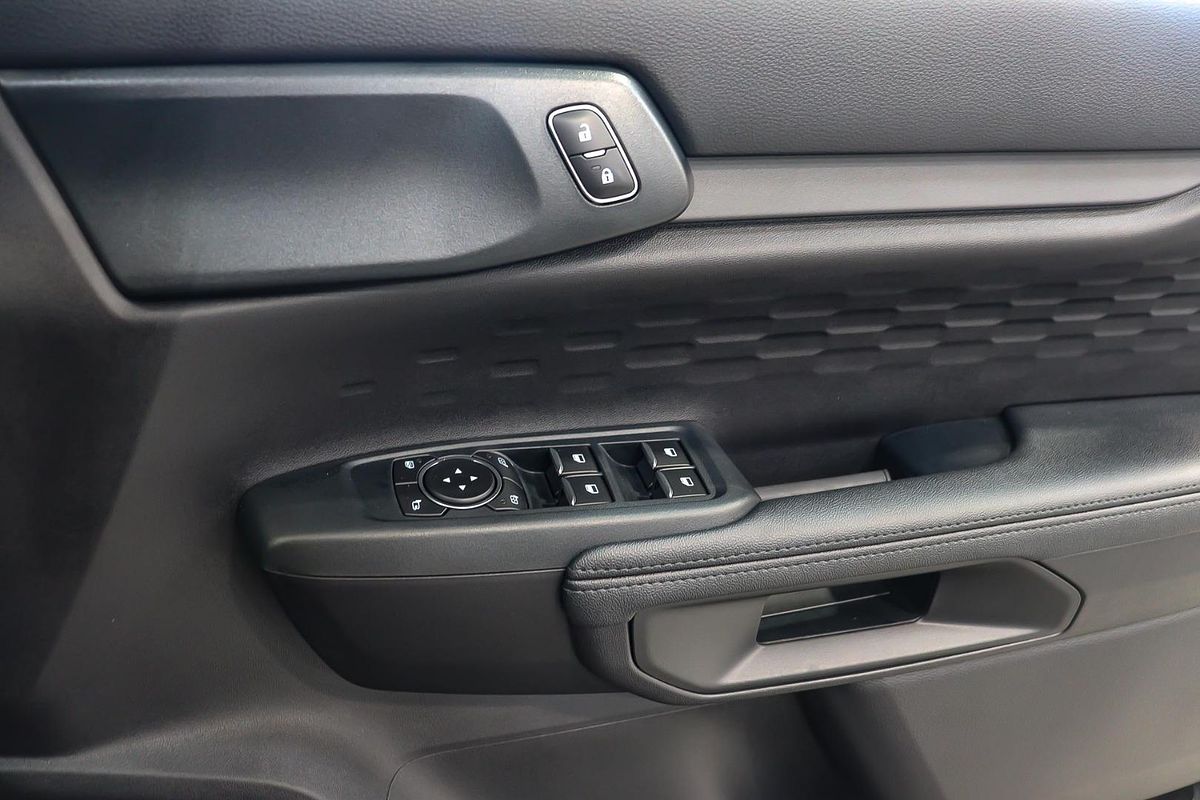 2024 Ford Everest Ambiente 2.0L