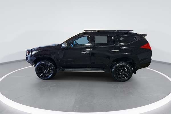 2019 Mitsubishi Pajero Sport Black Edition QE