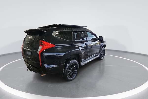 2019 Mitsubishi Pajero Sport Black Edition QE