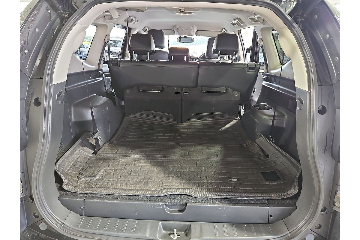 2019 Mitsubishi Pajero Sport Black Edition QE