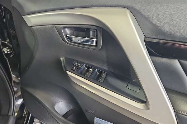 2019 Mitsubishi Pajero Sport Black Edition QE