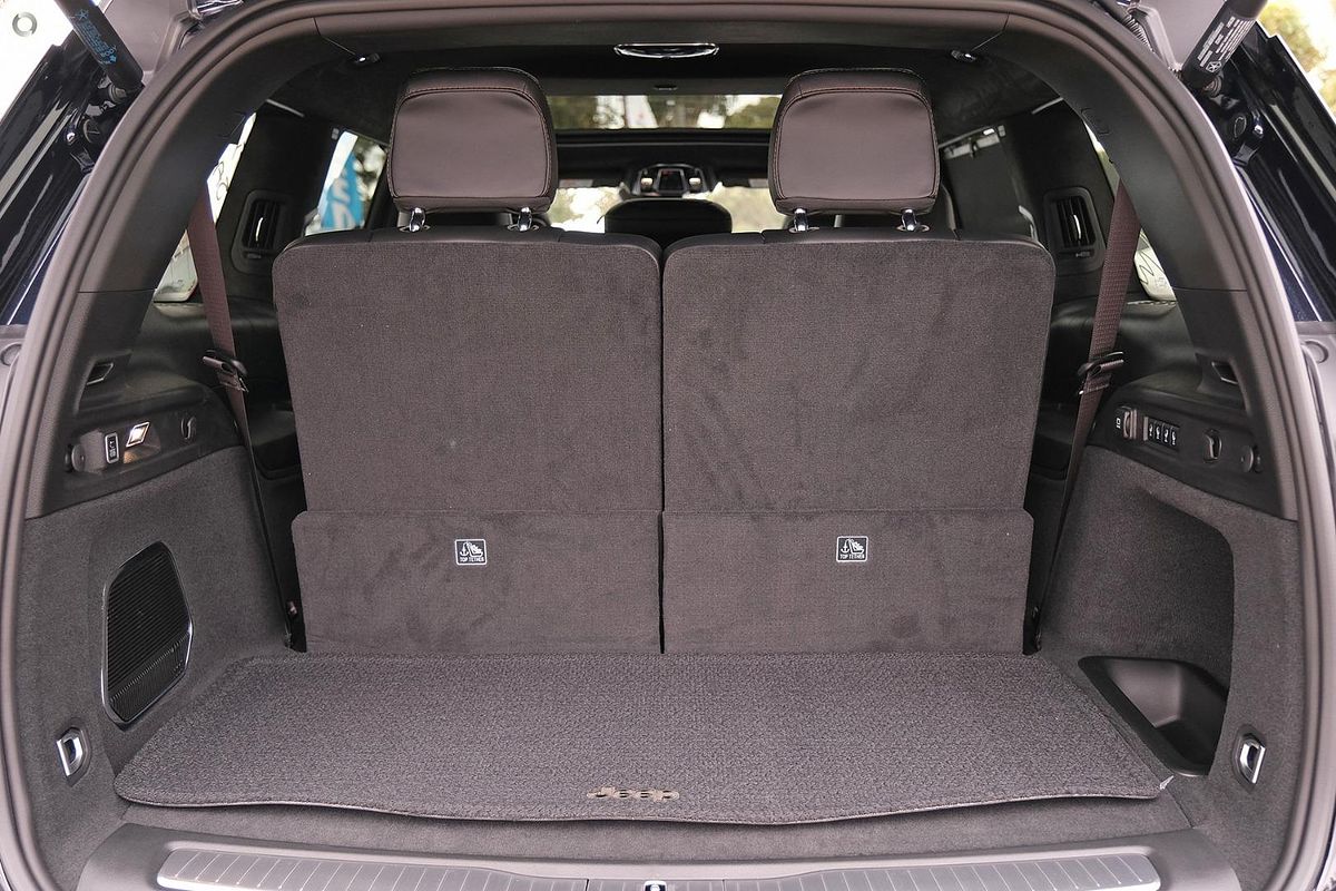 2023 Jeep Grand Cherokee Summit Reserve WL